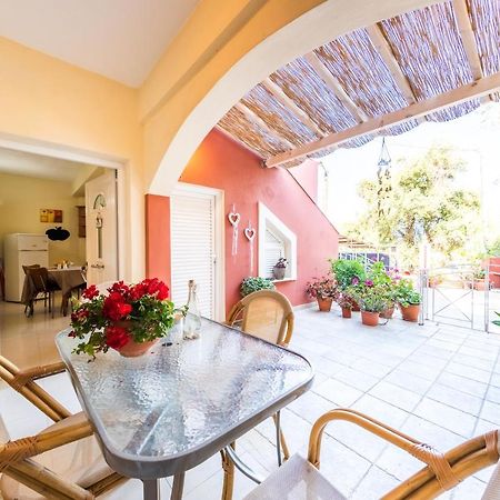 Helen Corfu House Apartment Екстериор снимка