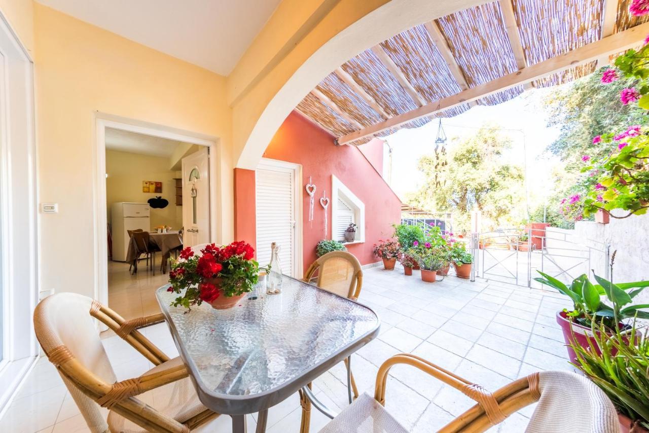Helen Corfu House Apartment Екстериор снимка